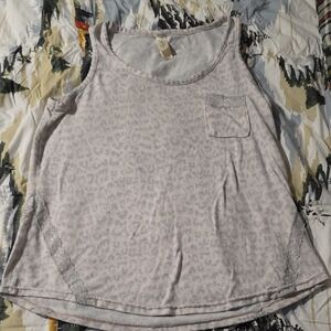 Jessica Simpson Light Gray Leopard Print Tank Top